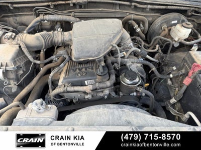 2013 Toyota Tacoma Base - 4WD / CARFAX ONE OWNER