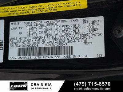2013 Toyota Tacoma Base - 4WD / CARFAX ONE OWNER