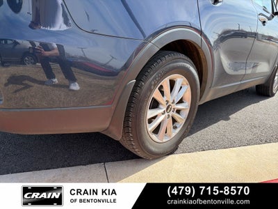 2019 Kia Sorento LX - CARFAX ONE OWNER