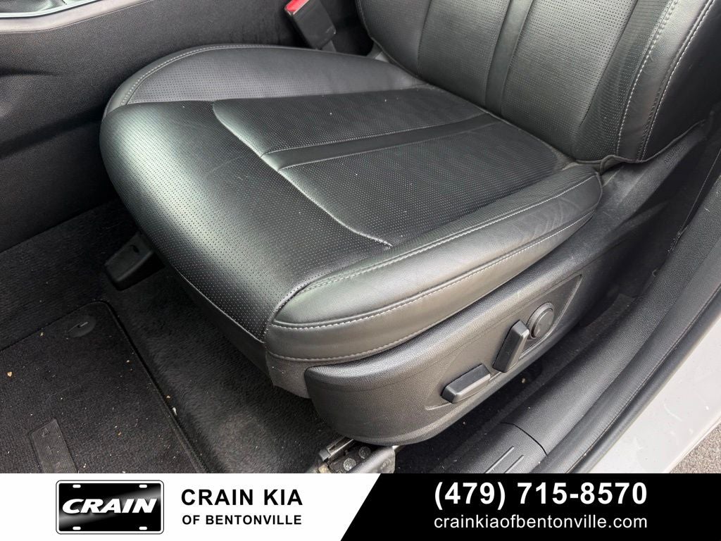 2024 Kia Sorento S - KIA CPO / CLEAN CARFAX / ONE OWNER