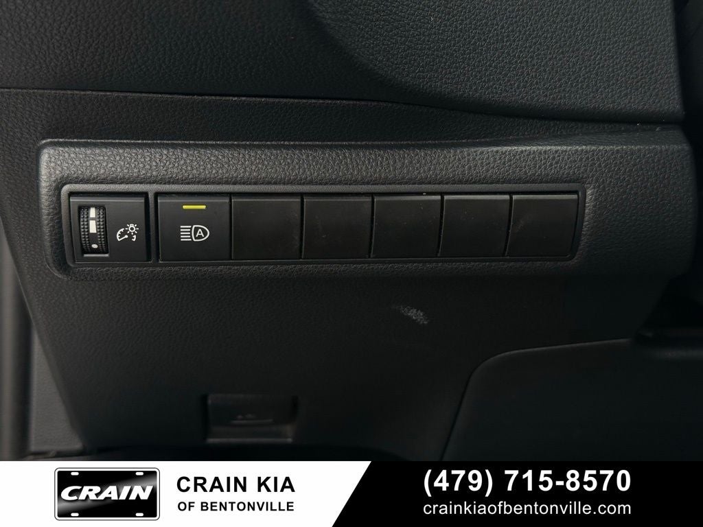 2024 Toyota Corolla LE - CARFAX ONE OWNER