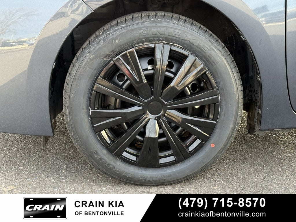 2018 Toyota Corolla LE - CLEAN CARFAX