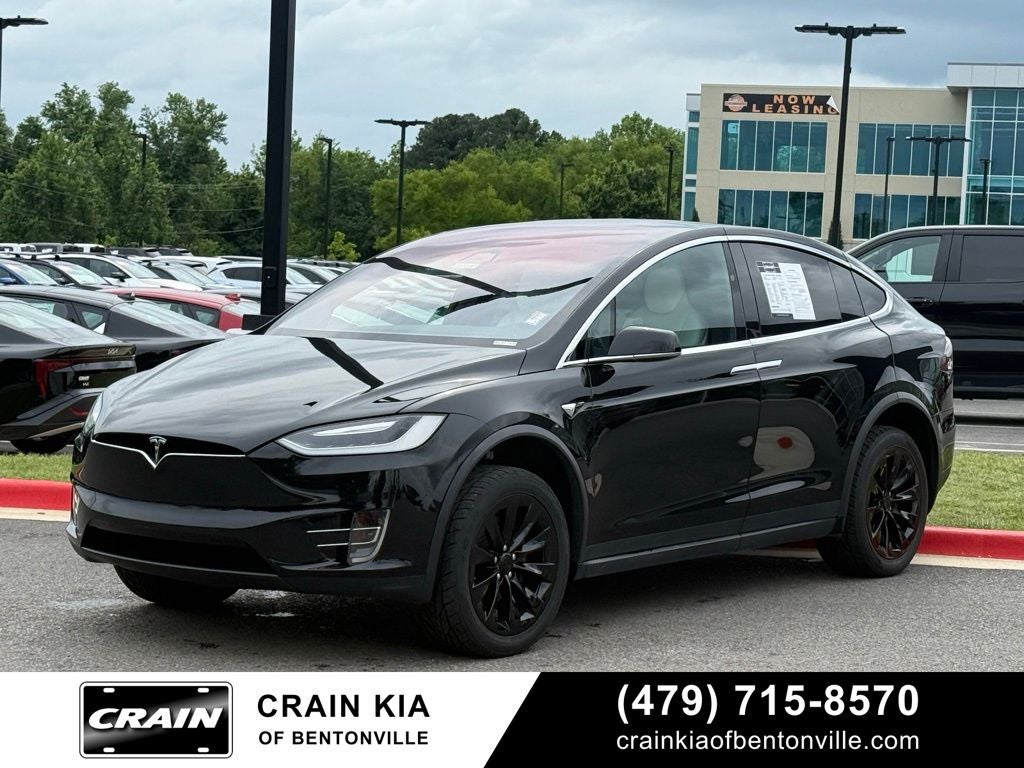 2017 Tesla Model X 75D - AWD / CLEAN CARFAX
