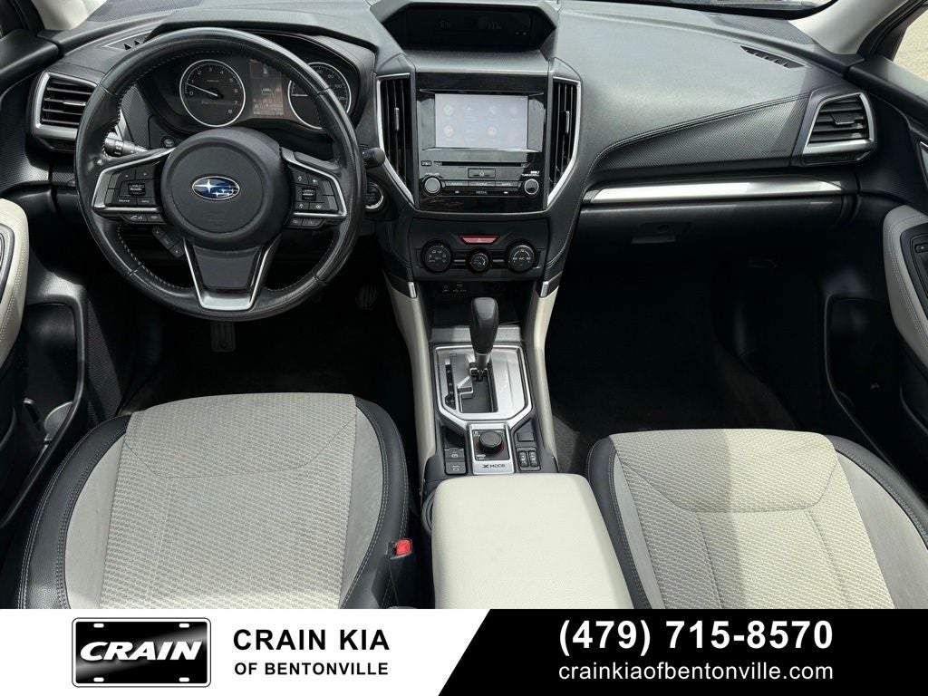 2023 Subaru Forester Premium - AWD / PANORAMIC SUNROOF / ONE OWNER