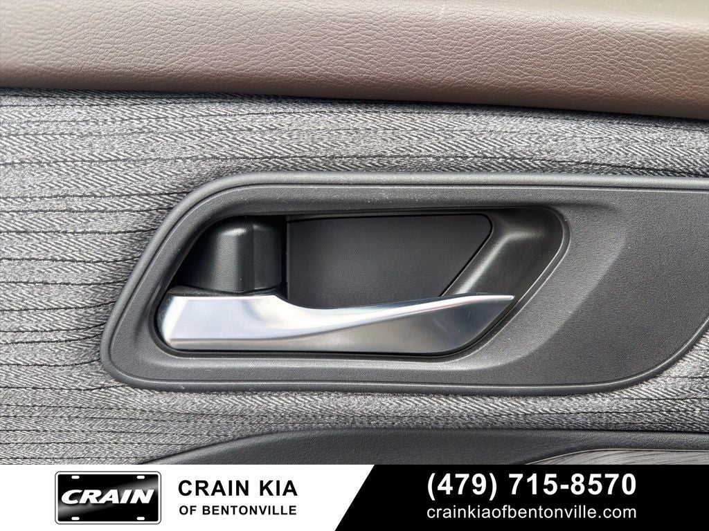 2023 Nissan Rogue SV - CLEAN CARFAX / ONE OWNER