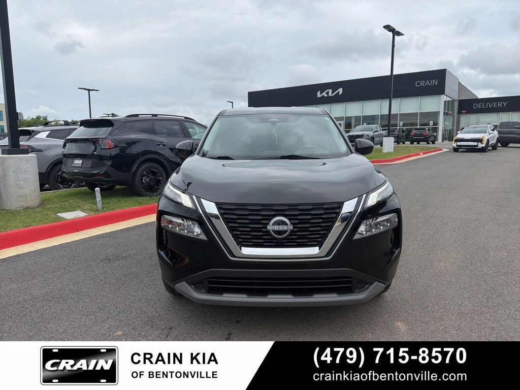 2023 Nissan Rogue SV - CLEAN CARFAX / ONE OWNER