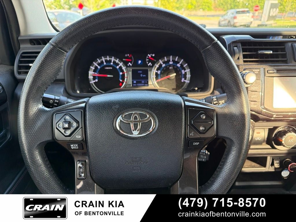 2019 Toyota 4Runner TRD Off-Road - 4WD / CLEAN CARFAX / ONE OWNER
