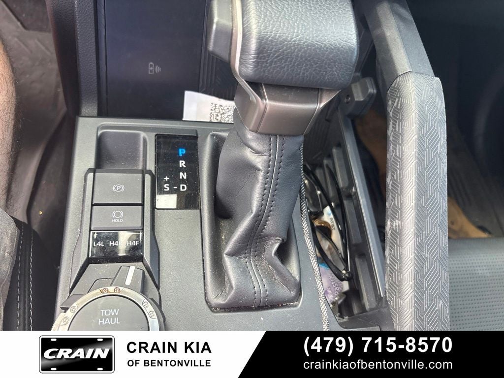 2025 Toyota 4Runner i-FORCE MAX Hybrid Limited - 4WD / SUNROOF