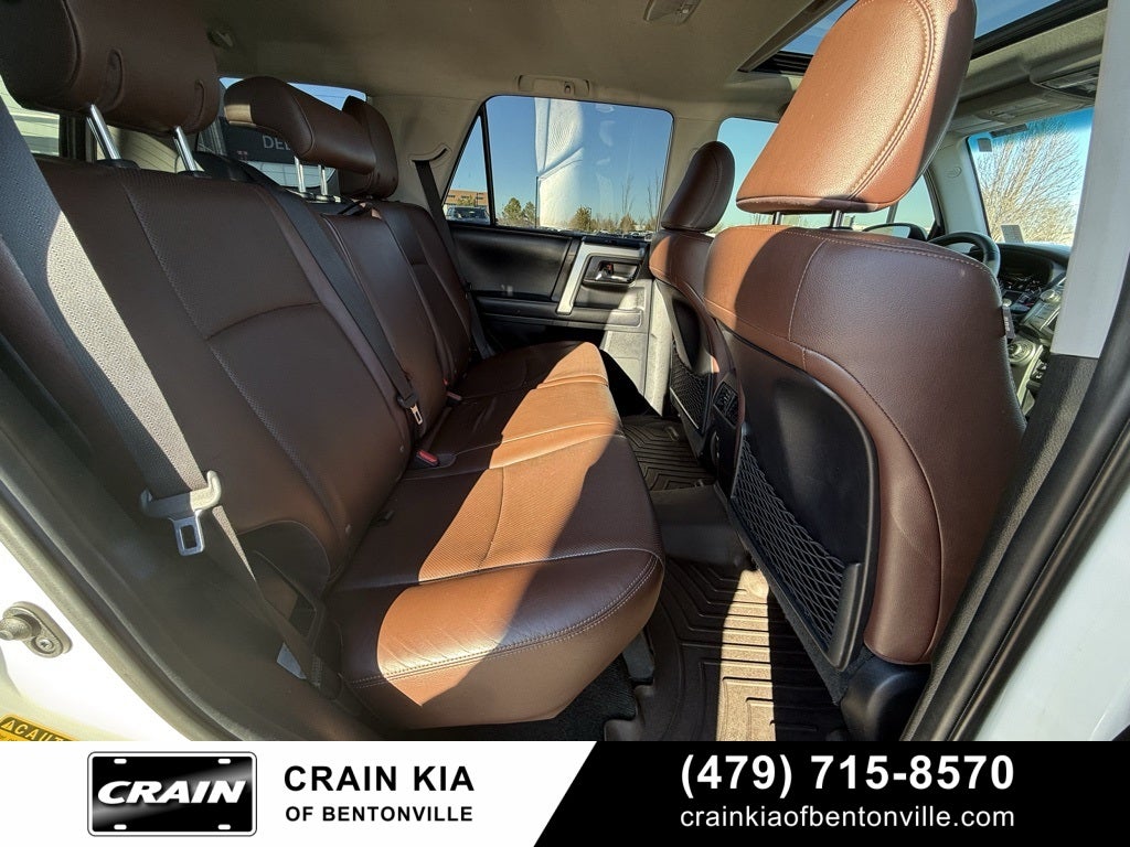 2018 Toyota 4Runner Limited - SUNROOF / LEATHER