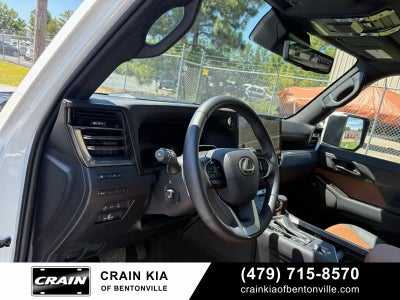 2025 Lexus GX 550 Luxury+ 4WD / SUNROOF / ONE OWNER