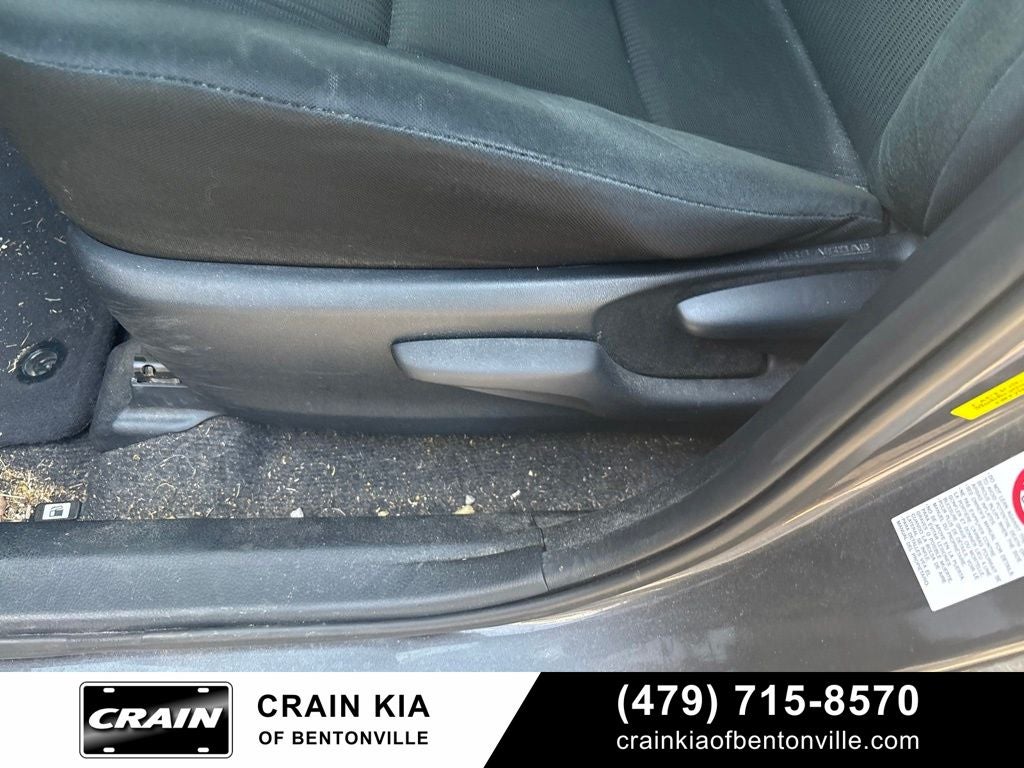 2017 Toyota RAV4 LE - CARFAX ONE OWNER