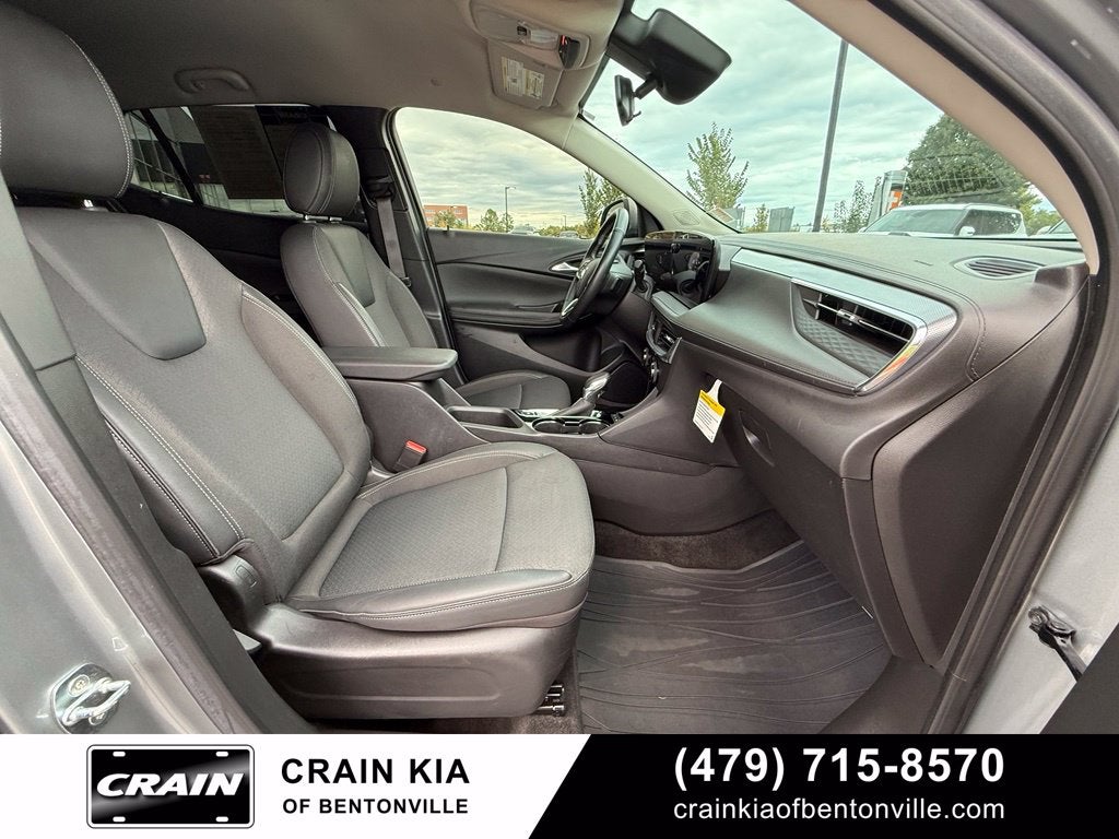 2024 Buick Encore GX Preferred - AWD / CLEAN CARFAX / ONE OWNER