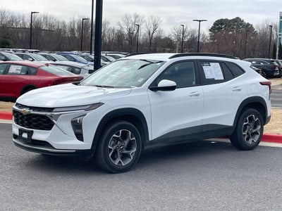 2025 Chevrolet Trax LT - CLEAN CARFAX / ONE OWNER