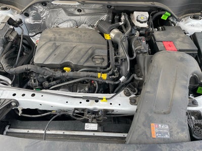 2025 Chevrolet Trax LT - CLEAN CARFAX / ONE OWNER