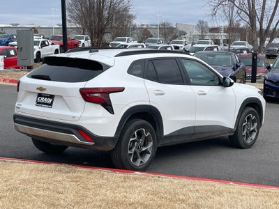 2025 Chevrolet Trax LT - CLEAN CARFAX / ONE OWNER