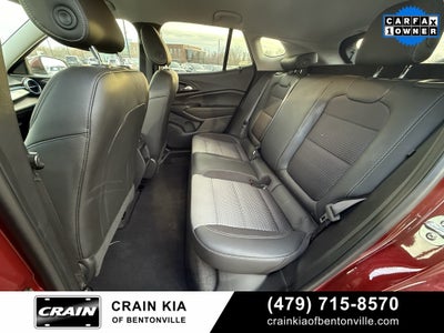 2025 Chevrolet Trax LT - CLEAN CARFAX / ONE OWNER
