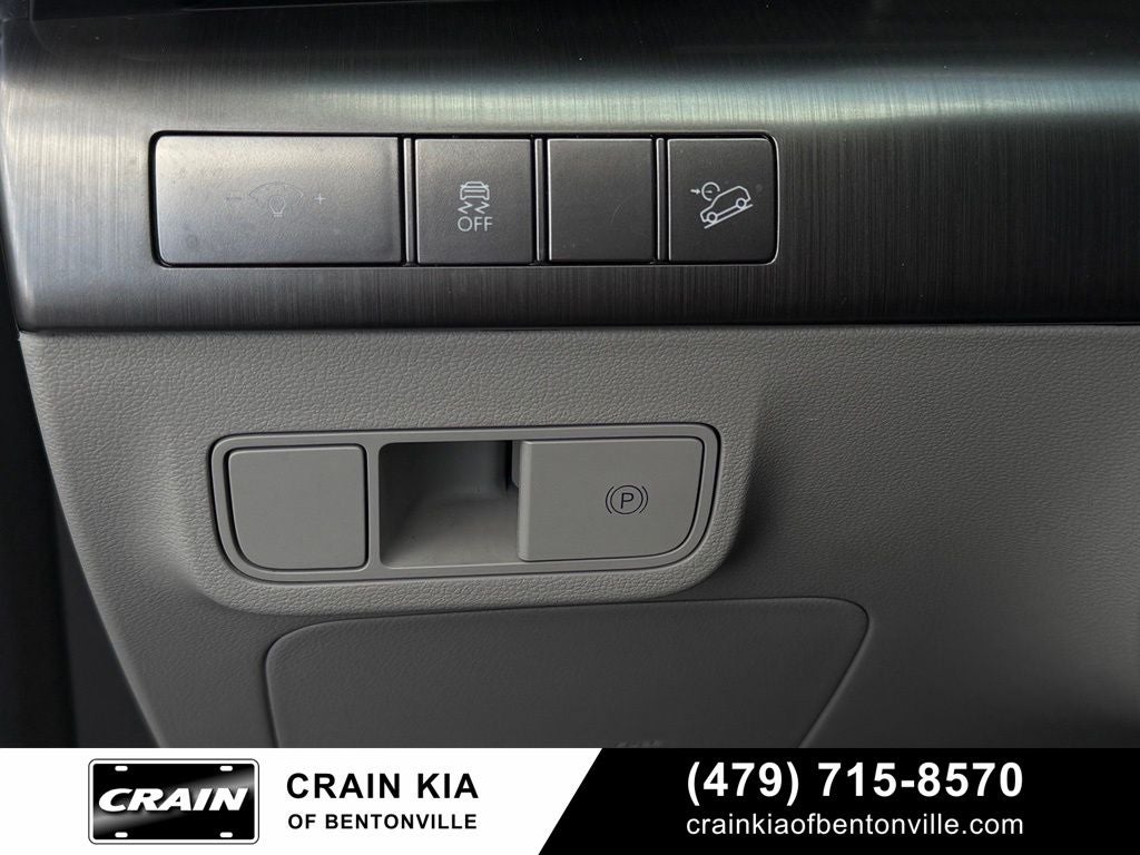 2025 Hyundai KONA SEL - CLEAN CARFAX / ONE OWNER