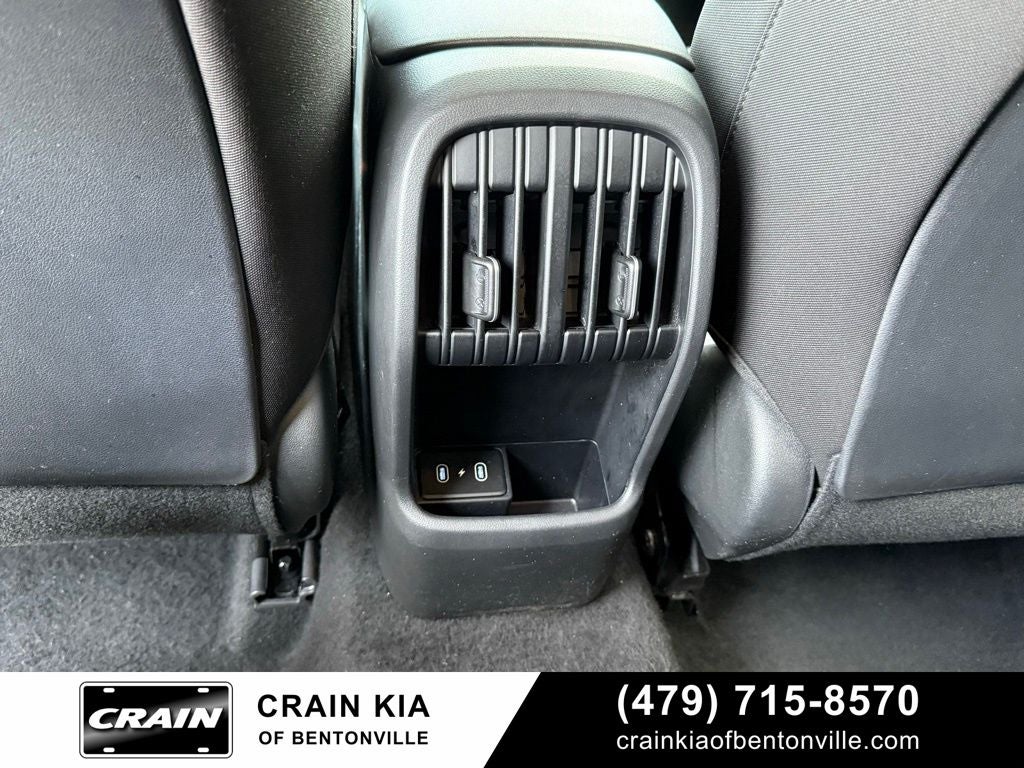 2024 Hyundai KONA SEL - CLEAN CARFAX / ONE OWNER