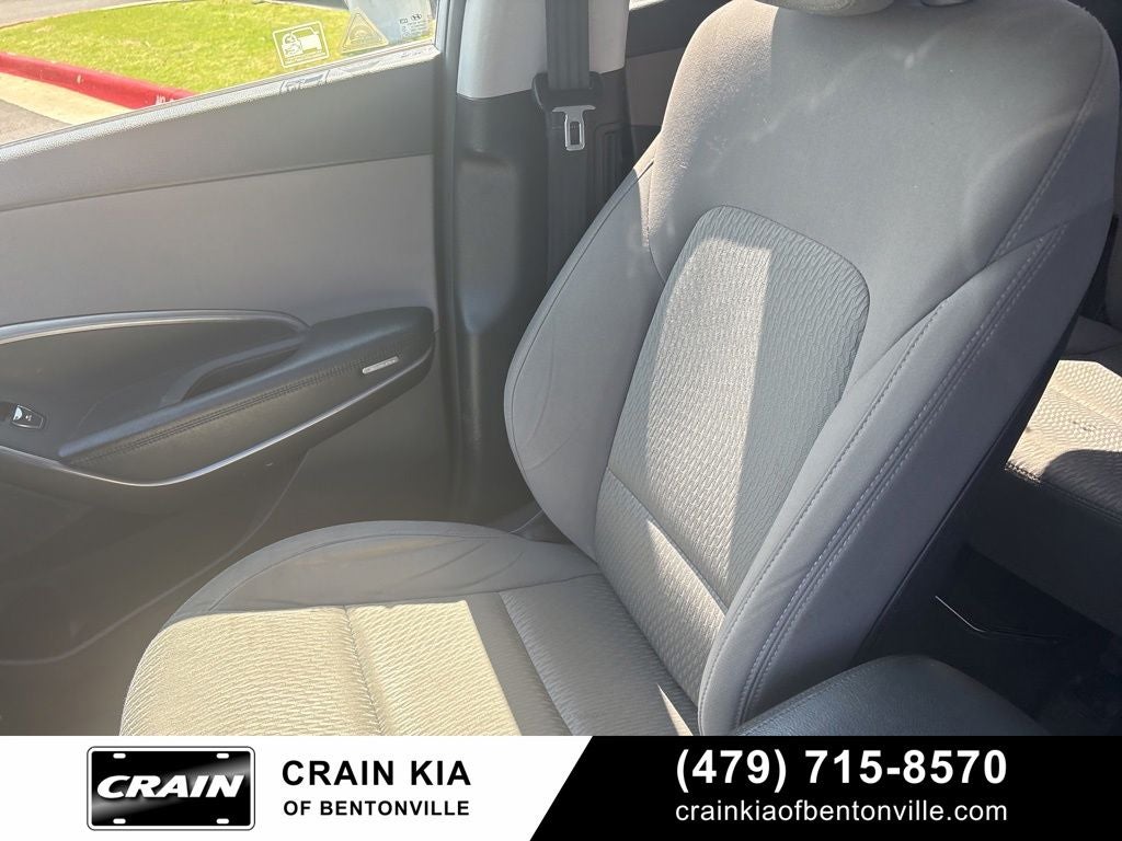 2018 Hyundai SANTA FE SE