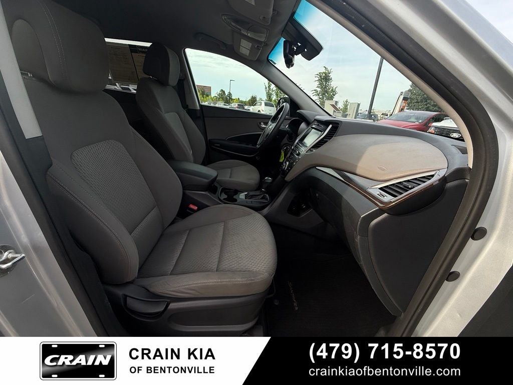 2018 Hyundai SANTA FE SE