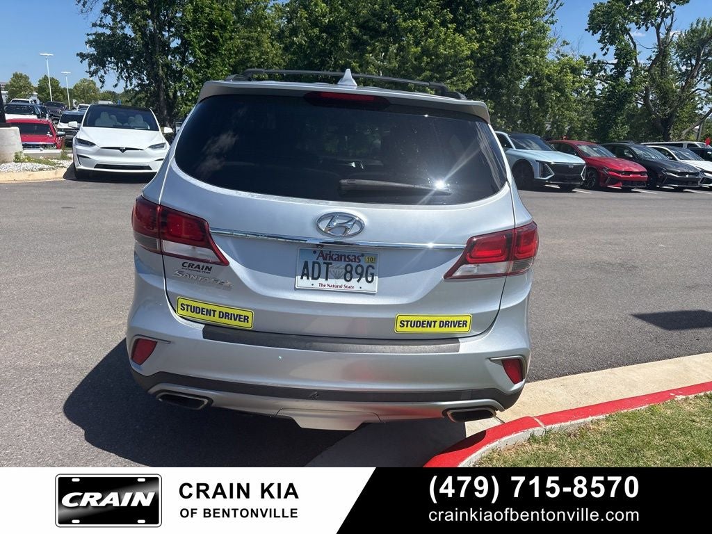 2018 Hyundai SANTA FE SE