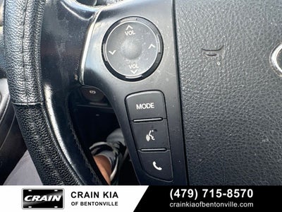 2011 Hyundai GENESIS 4.6 - AWD / SUNROOF / ONE OWNER