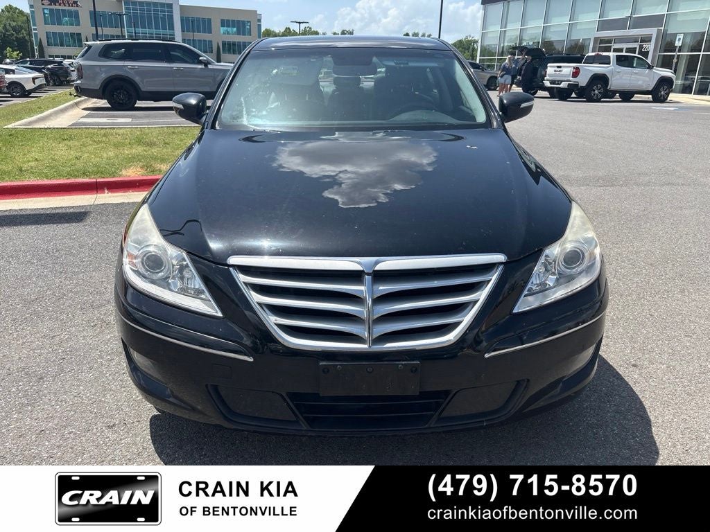 2011 Hyundai GENESIS 4.6 - AWD / SUNROOF / ONE OWNER
