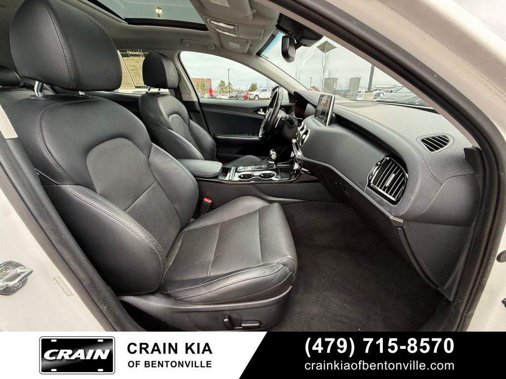 2018 Kia Stinger Premium - SUNROOF / CLEAN CARFAX / ONE OWNER