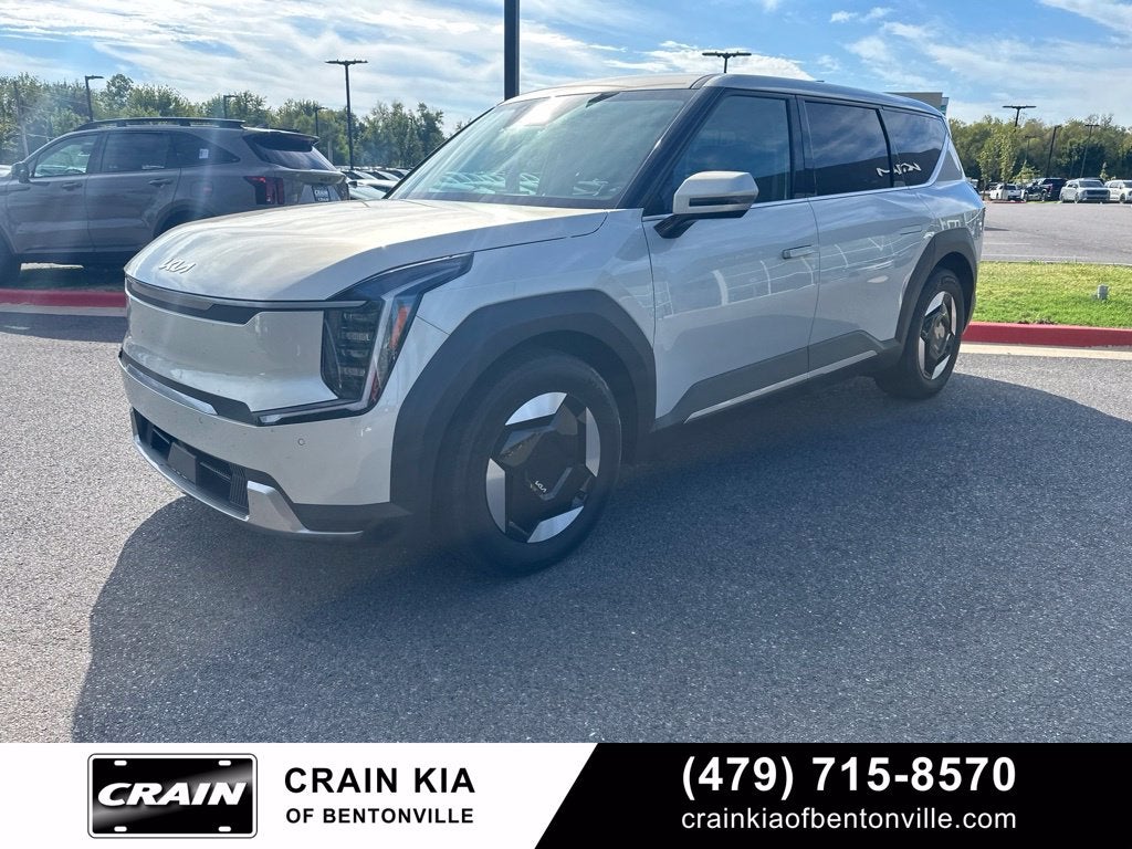 2024 Kia EV9 Light Long Range - KIA CPO / ONE OWNER / CLEAN CARFAX