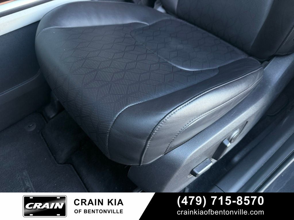 2024 Kia Carnival LX Seat Package - CLEAN CARFAX / ONE OWNER