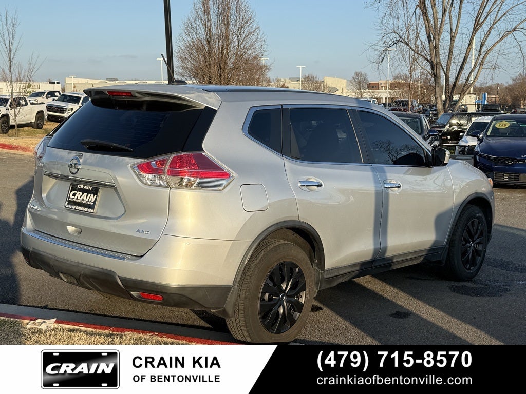 2015 Nissan Rogue S - AWD / CLEAN CARFAX