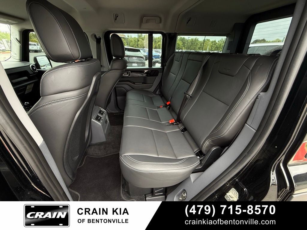 2024 INEOS Grenadier Fieldmaster Edition - 4WD / CLEAN CARFAX / ONE OWNER