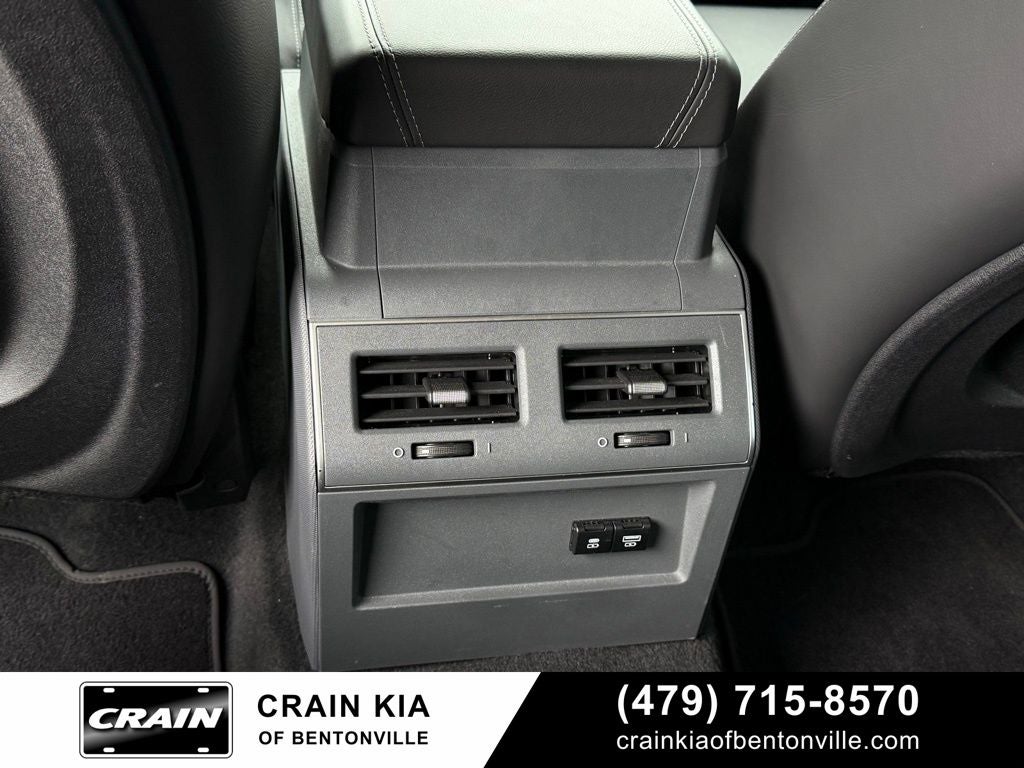 2024 INEOS Grenadier Fieldmaster Edition - 4WD / CLEAN CARFAX / ONE OWNER