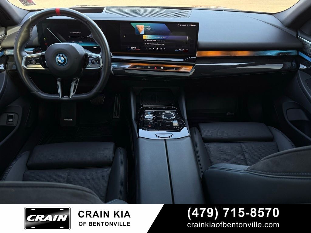 2024 BMW i5 M60 - AWD / PANORAMIC SUNROOF / CLEAN CARFAX
