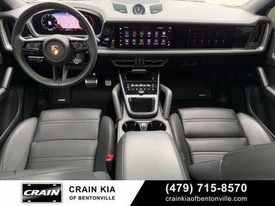 2024 Porsche Cayenne Coupe S - AWD / PANORAMIC SUNROOF / ONE OWNER