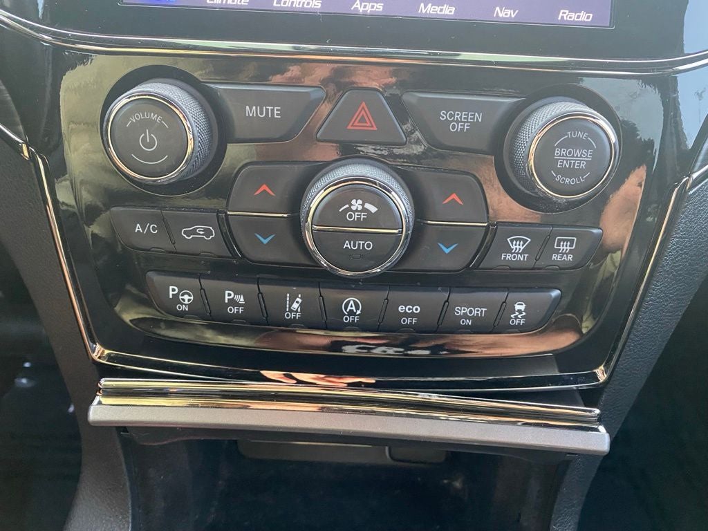 2019 Jeep Grand Cherokee Limited PANO SUNROOF / HEATED SEATS / CLEAN CARFAX