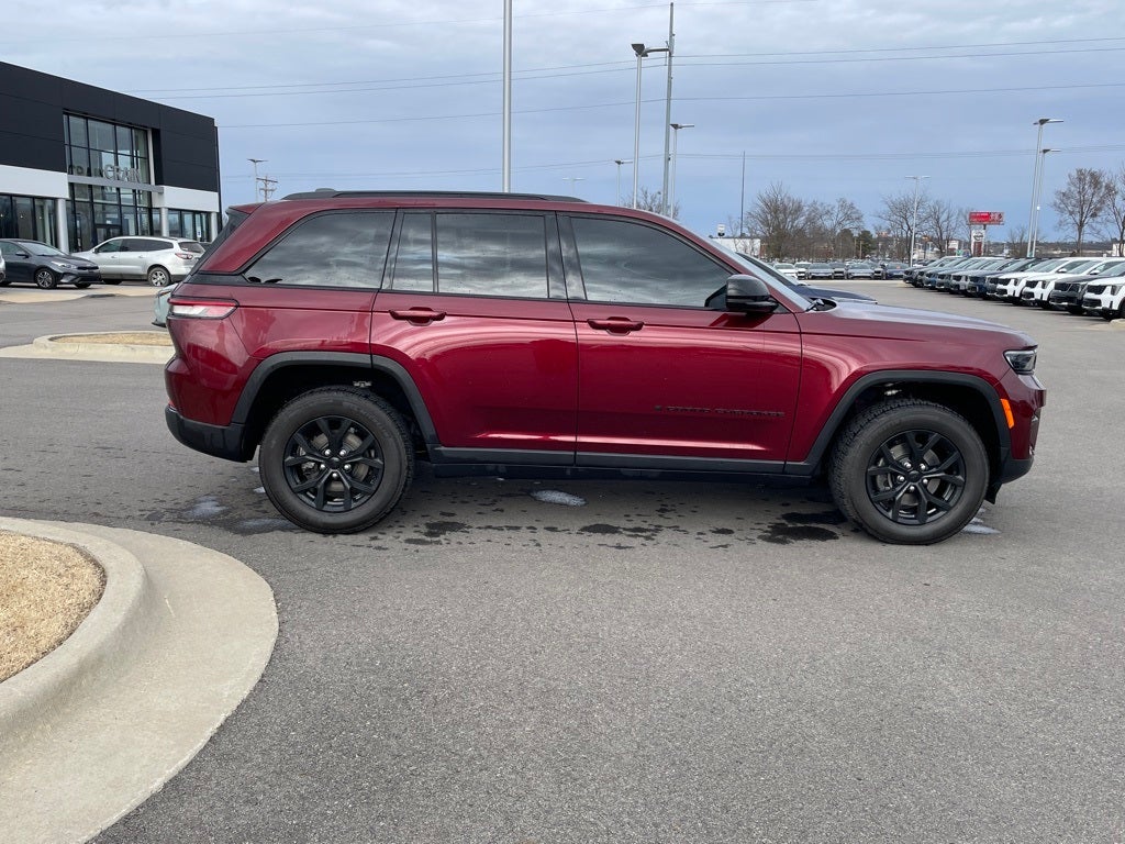 2024 Jeep Grand Cherokee Altitude X 4X4 / HEATED SEATS