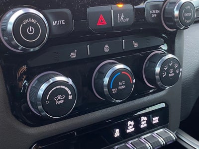 2025 RAM 1500 Big Horn/Lone Star 4X4 / ONE OWNER / HEATED SEATS