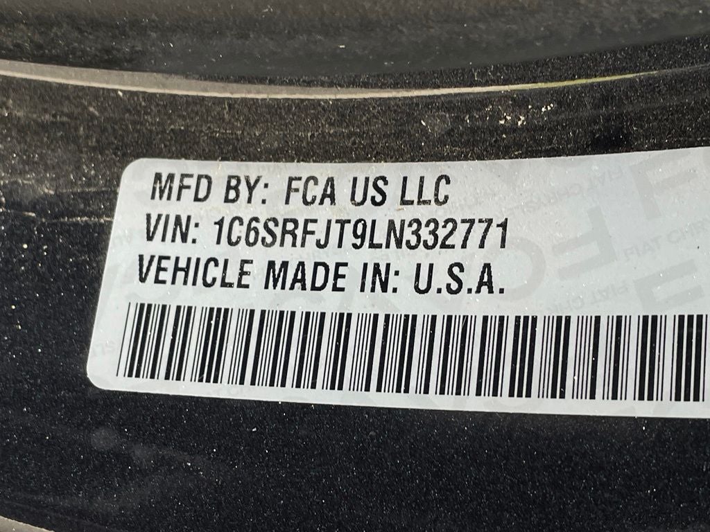 2020 RAM 1500 Laramie 4X4 / COOLED SEATS / CLEAN CARFAX