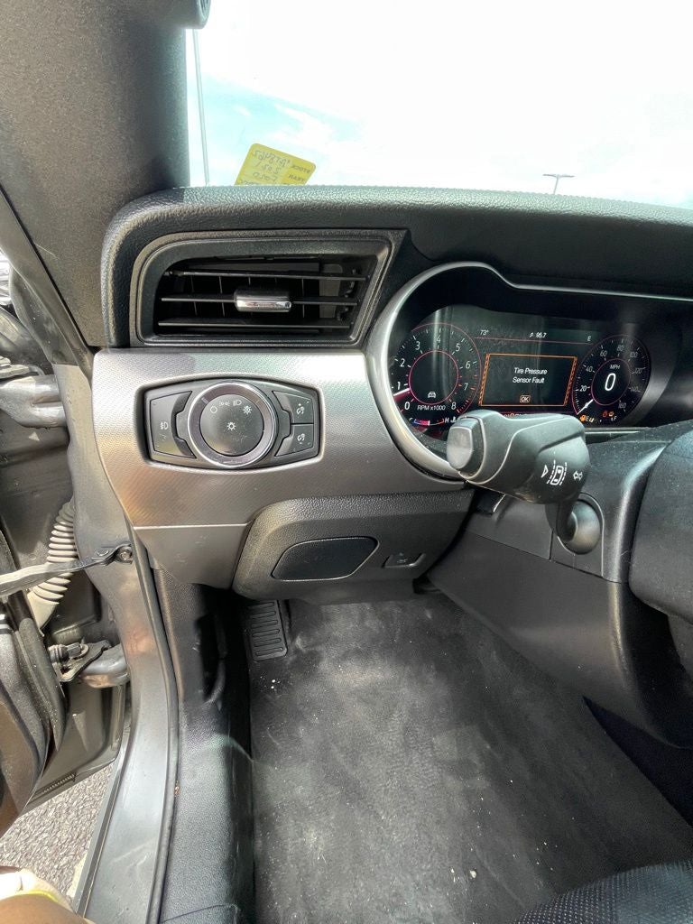 2021 Ford Mustang EcoBoost Premium CLEAN CARFAX / HEATED SEATS
