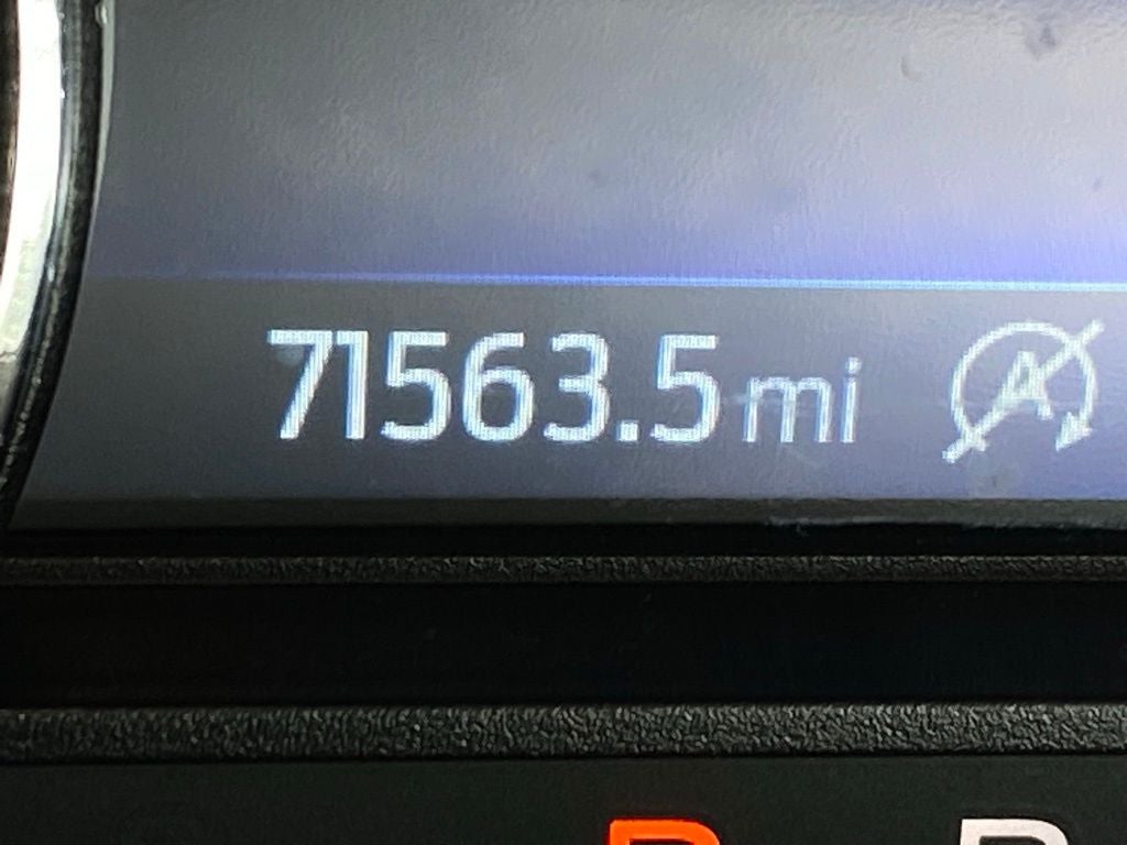 2024 Ford Explorer XLT RWD / ONE OWNER / HEATED SEATS