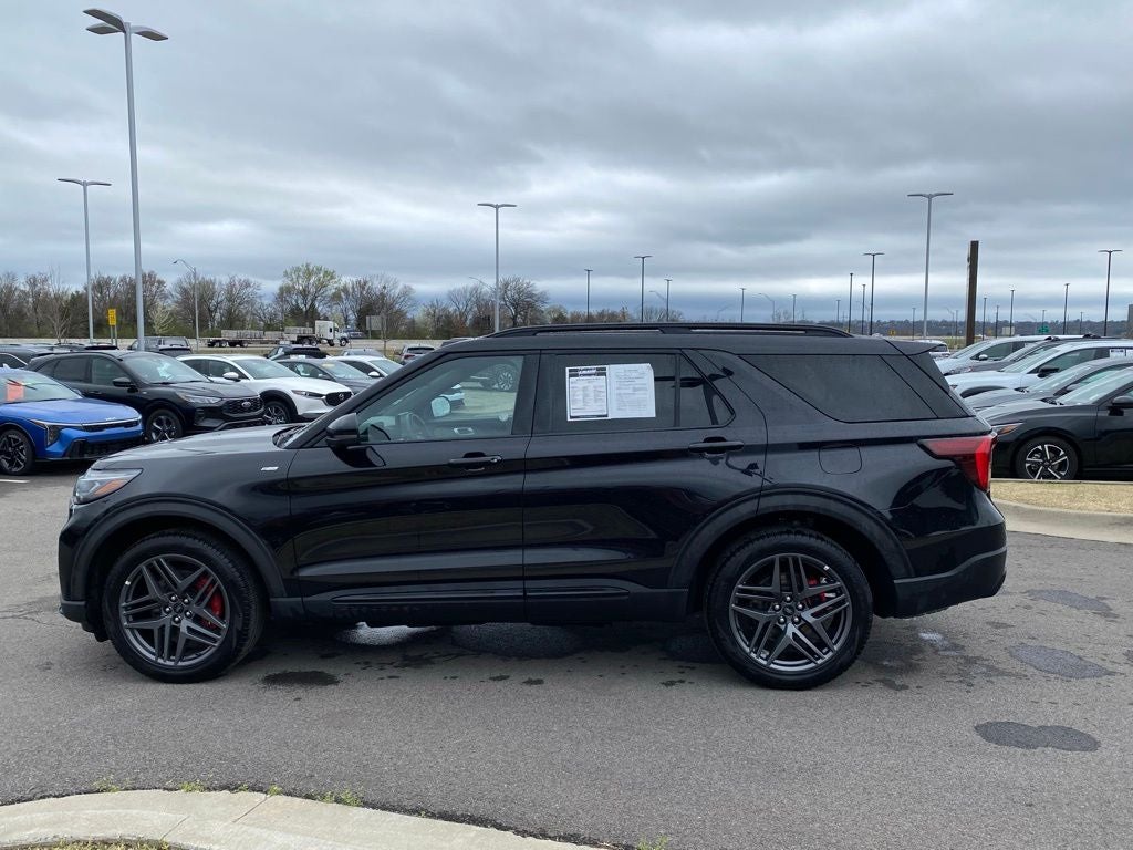 2025 Ford Explorer ST-Line 4X4 / HEATED SEATS / ONE OWNER