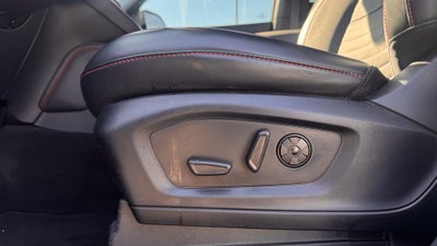 2025 Ford Explorer ST-Line 4X4 / ONE OWNER / MOONROOF / NAV