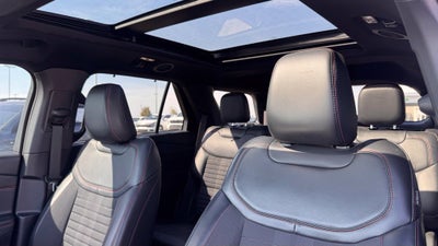 2025 Ford Explorer ST-Line 4X4 / ONE OWNER / MOONROOF / NAV