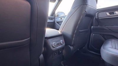 2025 Ford Explorer ST-Line 4X4 / ONE OWNER / MOONROOF / NAV