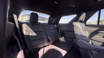 2025 Ford Explorer ST-Line 4X4 / ONE OWNER / MOONROOF / NAV