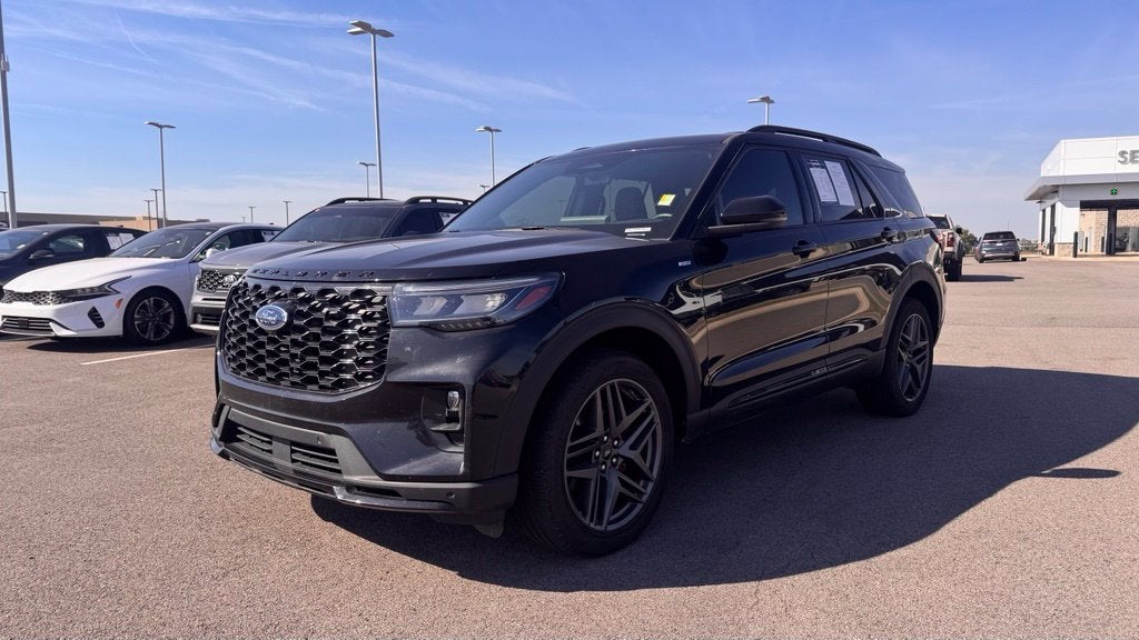 2025 Ford Explorer ST-Line 4X4 / ONE OWNER / MOONROOF / NAV