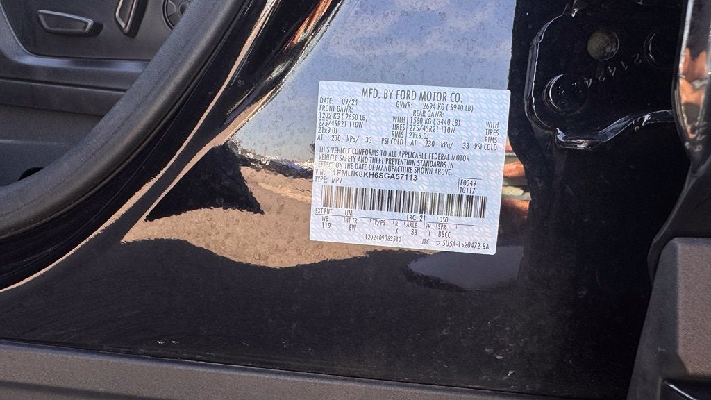 2025 Ford Explorer ST-Line 4X4 / ONE OWNER / MOONROOF / NAV