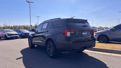 2025 Ford Explorer ST-Line 4X4 / ONE OWNER / MOONROOF / NAV