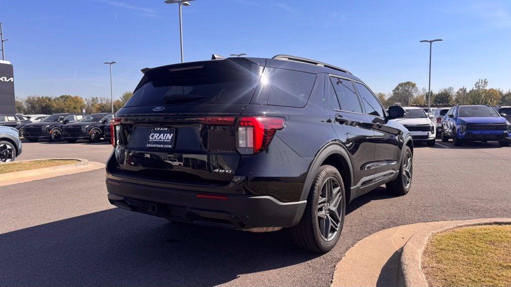 2025 Ford Explorer ST-Line 4X4 / ONE OWNER / MOONROOF / NAV
